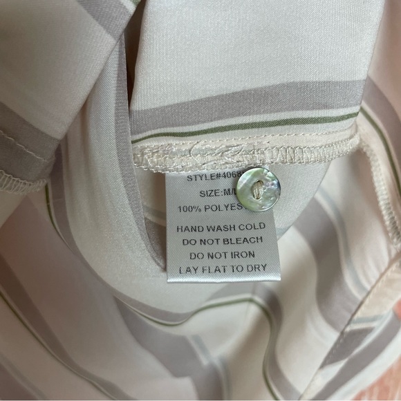 Grade & Gather Two Piece Striped Pajama Set (M/L) - Picture 9 of 16